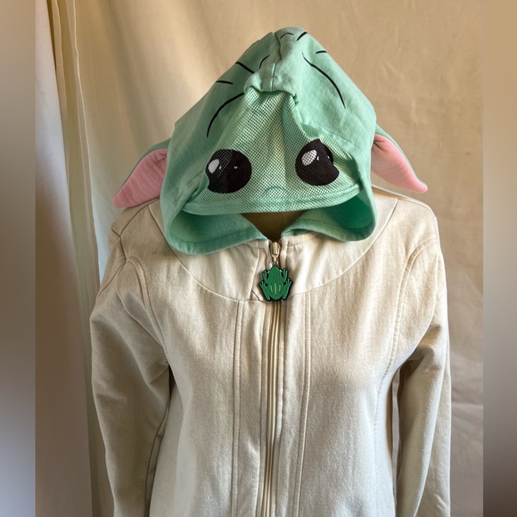 EUC Star Wars size XL Mandalorian hoodie sweatshirt - Picture 9 of 15